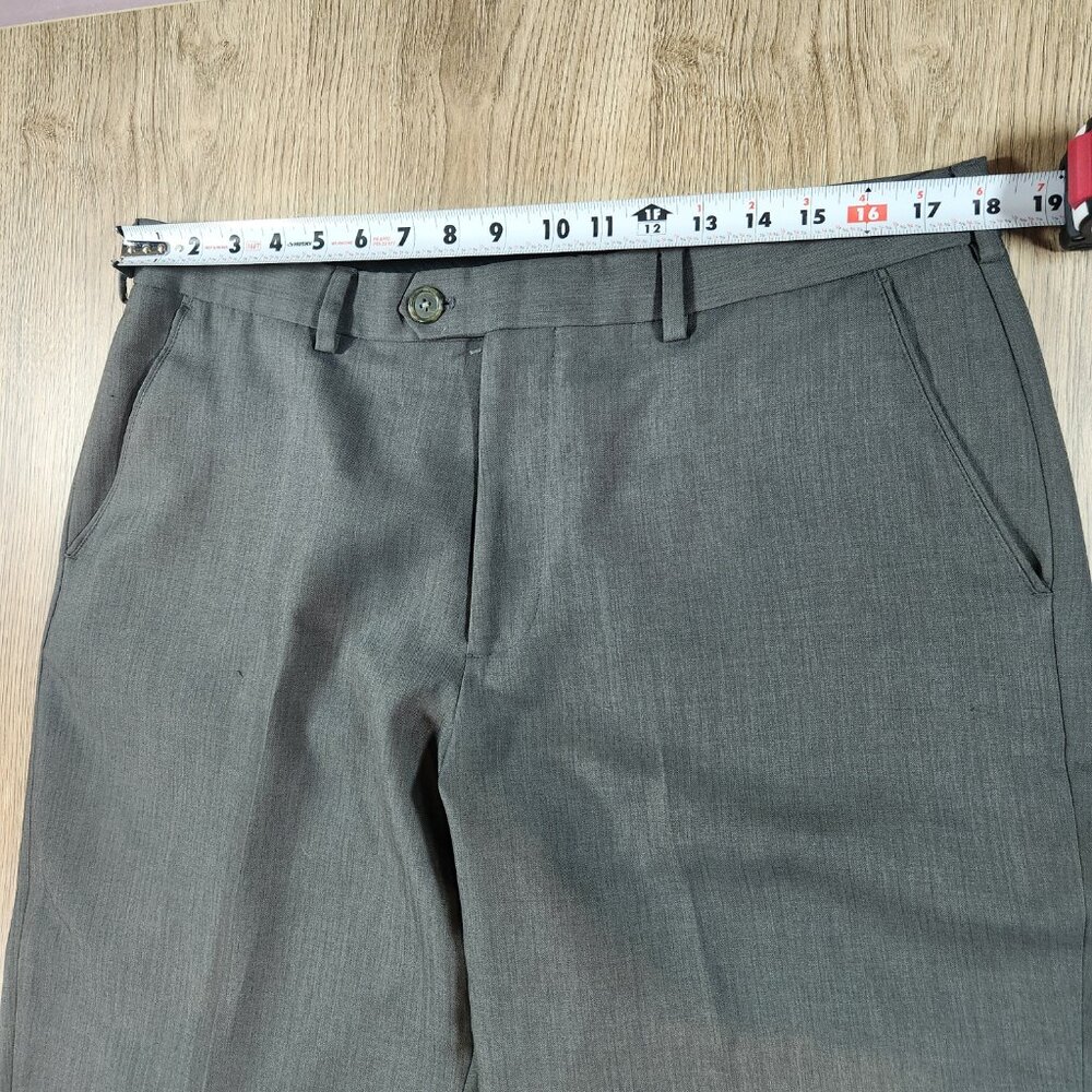 IZOD Men's Gray Dress Pants 36x32 Straight Fit Flat Front Charcoal Office Slacks - Picture 8 of 11